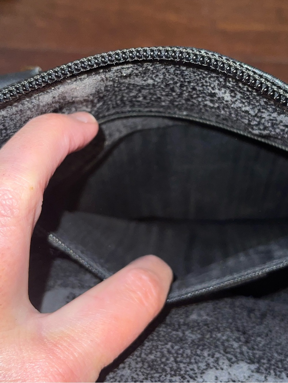 Gucci black bag with bamboo handles - Picture 11 of 16